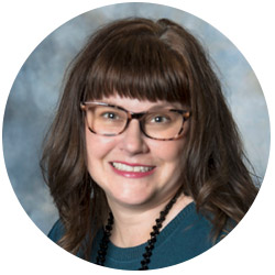 Amy B. Savage's headshot